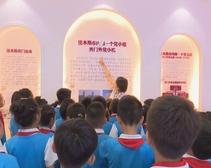孝义：十字路口信号灯的建议