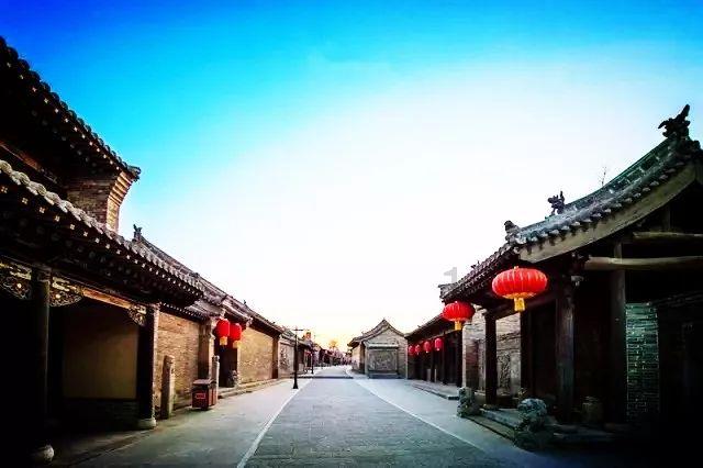 经济总量站上新高位 代表委员的建议与提案理应更加有的放矢 | 两会观察